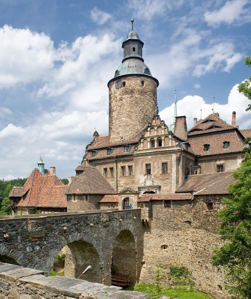 zamek czocha główne wejście atrakcje dolny śląsk