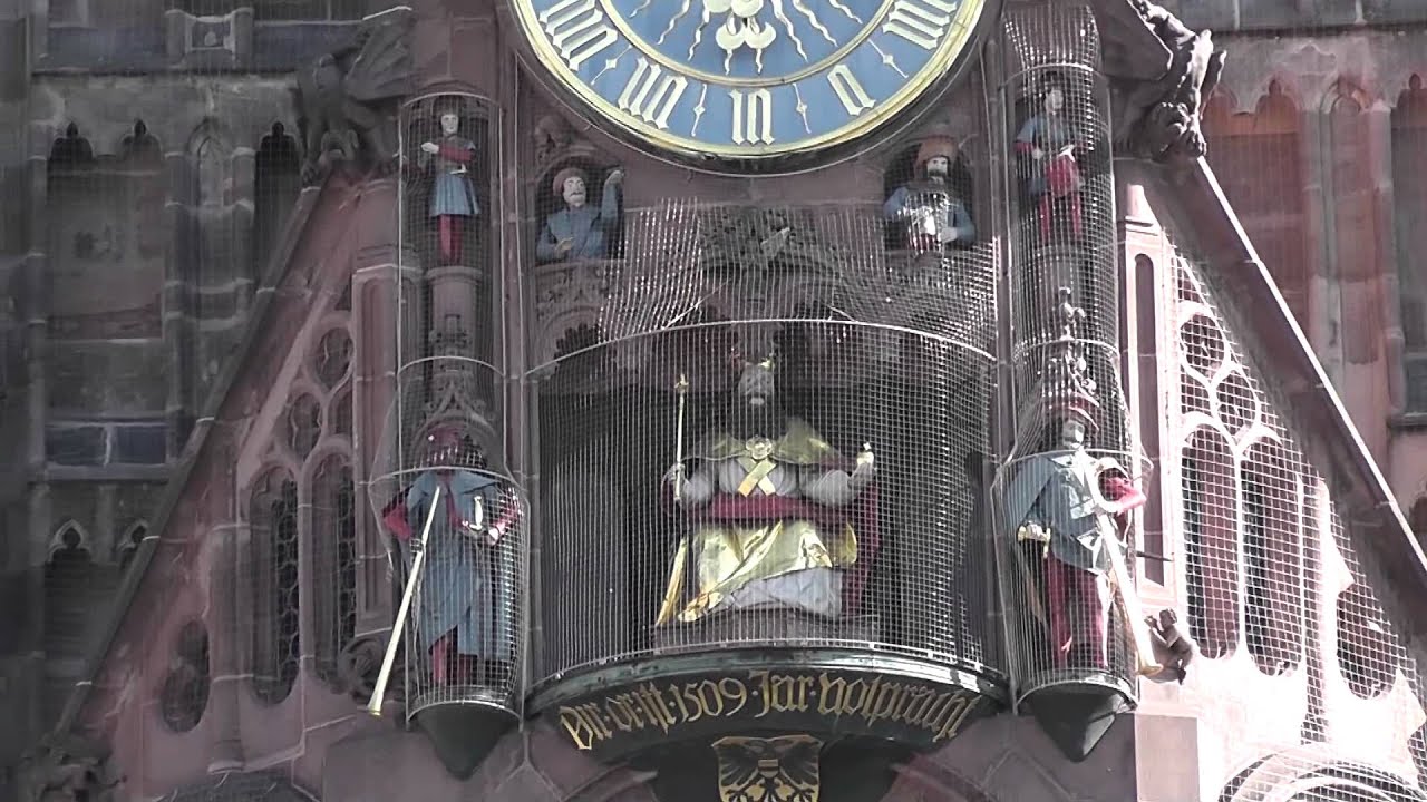 Frauenkirche Nürnberg - Männleinlaufen