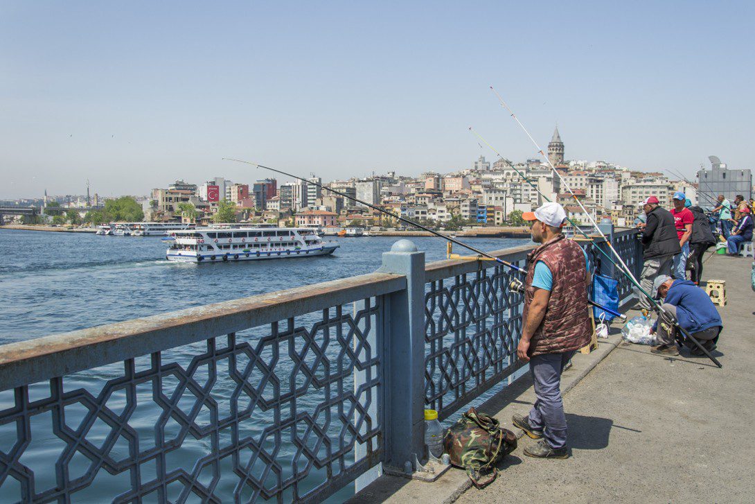 Most Galata w Stambule