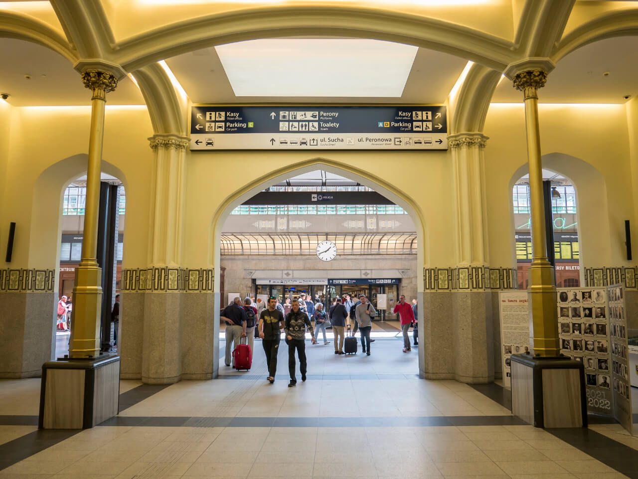 Wrocław hala dworzec główny
