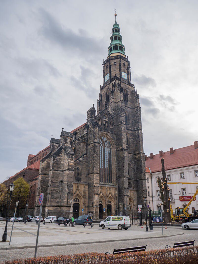 Gmach katedry w Świdnicy