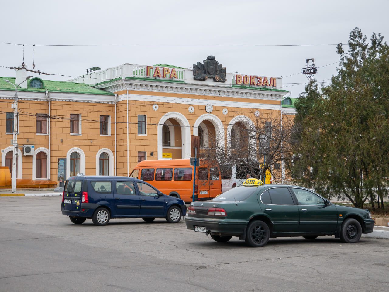 Dworzec kolejowy i autobusowy w Tyraspolu