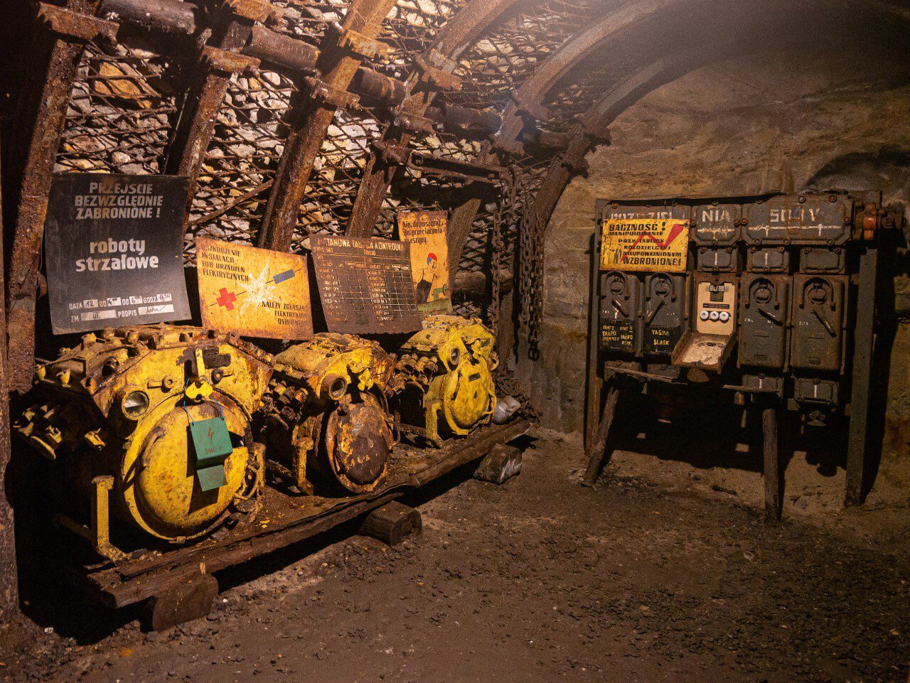 Maszyny Górnicze Dawna Kopalnia Węgla Nowa Ruda