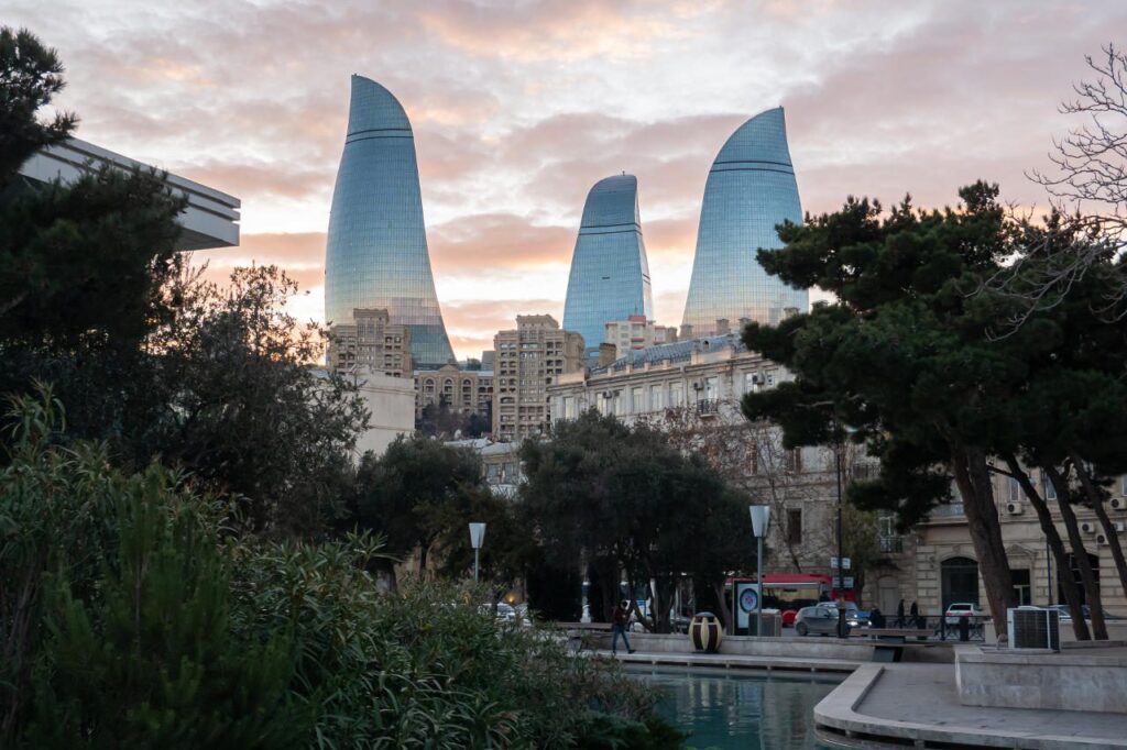 Ogniste Wieże Baku Azerbejdżan co warto zobaczyć