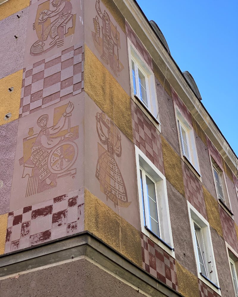 Sgraffito Olsztyn kamienica Stare Miasto