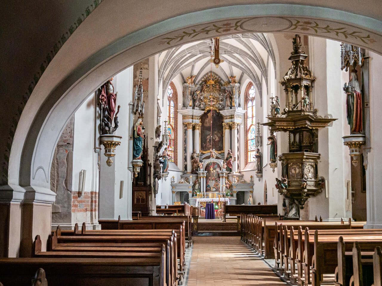 Wnętrze kościół św. Anny Ząbkowice