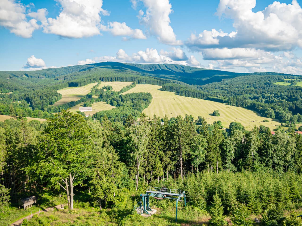 Wieża widokowa Góry Orlickie Góry Bystrzyckie Feistuv kopec ciekawe punkty widokowe w Czechach blisko Polski pogranicze polsko-czeskiej gdzie na wycieczke