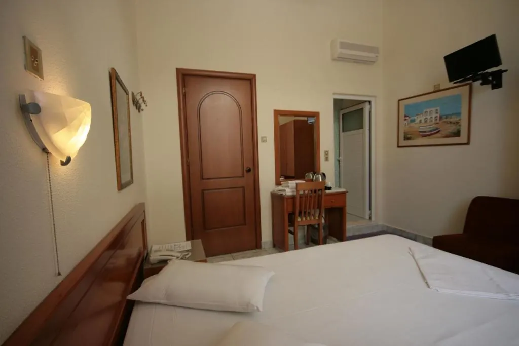  
Zarezerwuj teraz
 
Lena Hotel