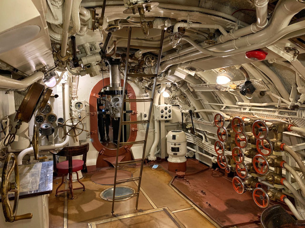 Tallin Estońskie Muzeum Morza łódź podwodna w środku