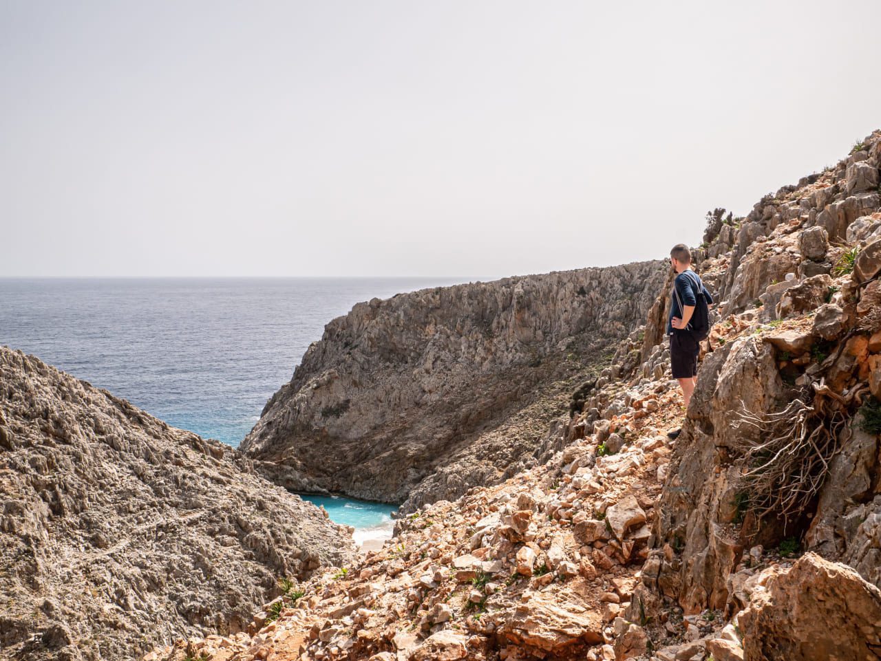 Kreta Seitan Limania ścieżka na plażę kamienie