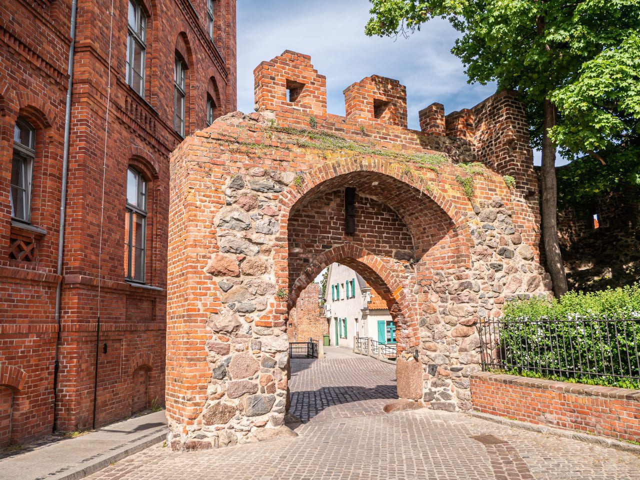 Toruń brama zamek