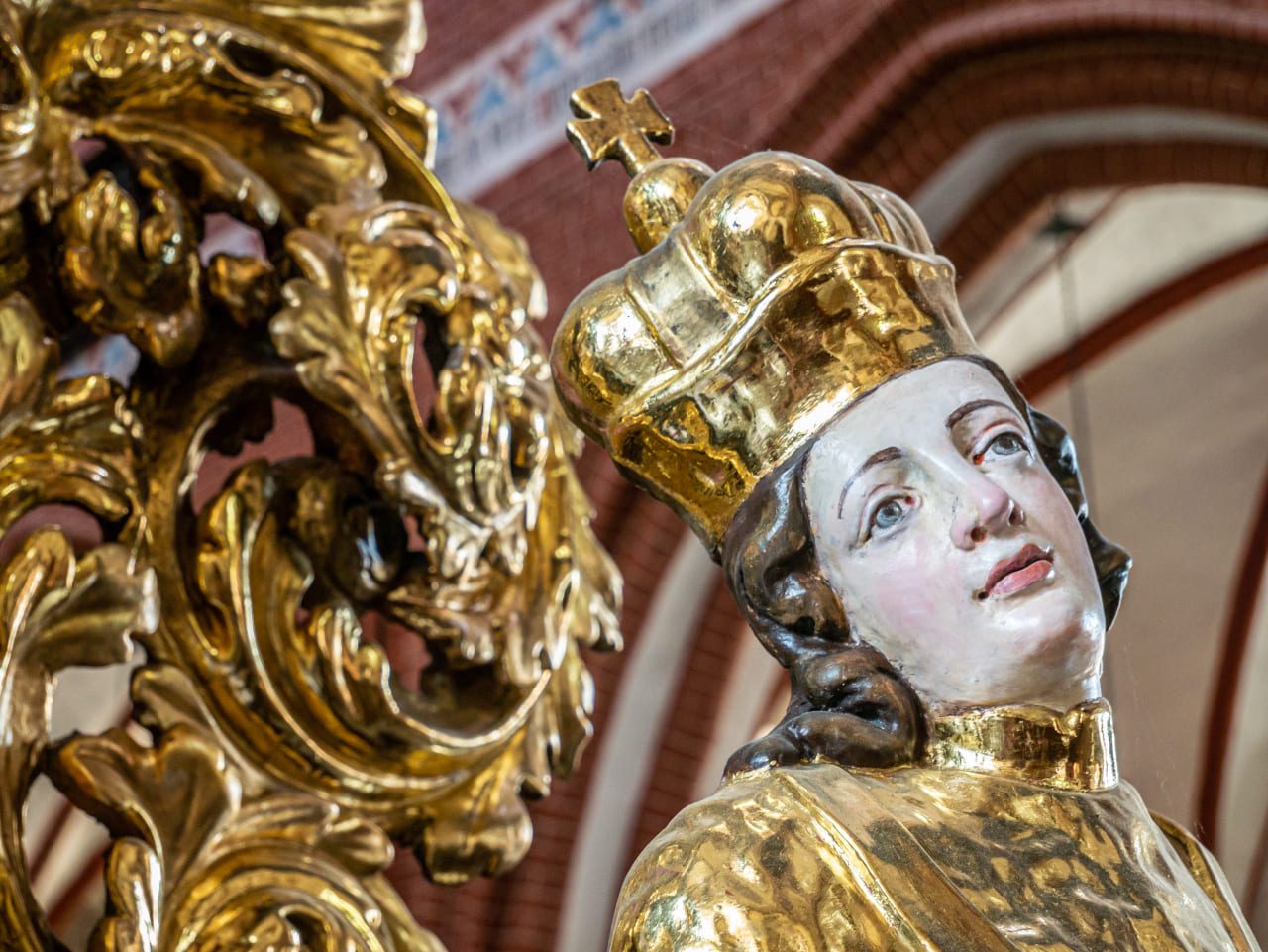 Toruń rzeźba kościół