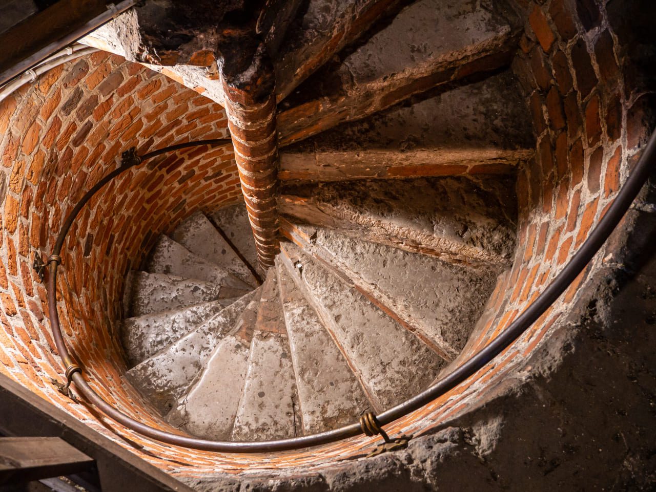 Toruń schody wieża widokowa