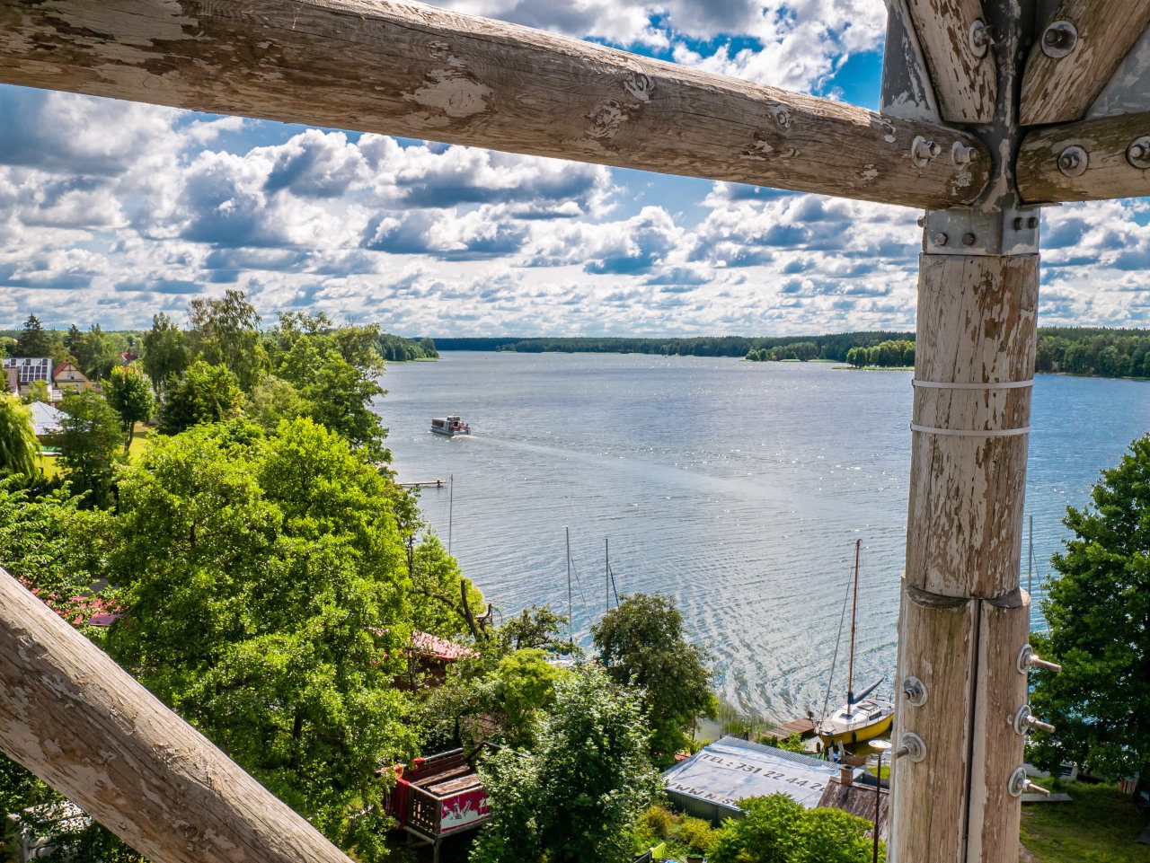 Kaszuby Wdzydze wieża widokowa widok na jezioro