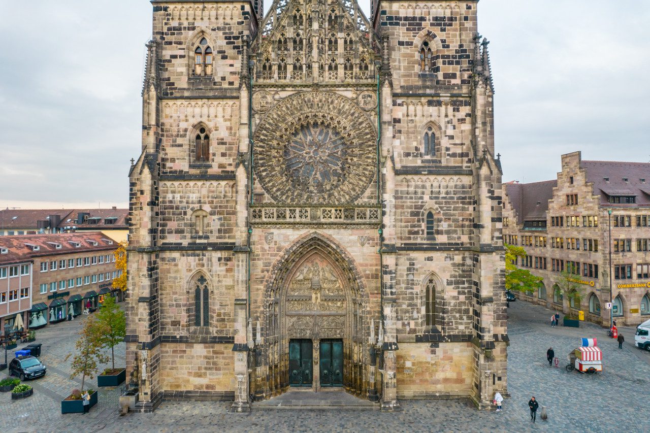 Norymberga fasada kościoła św. Wawrzyńca