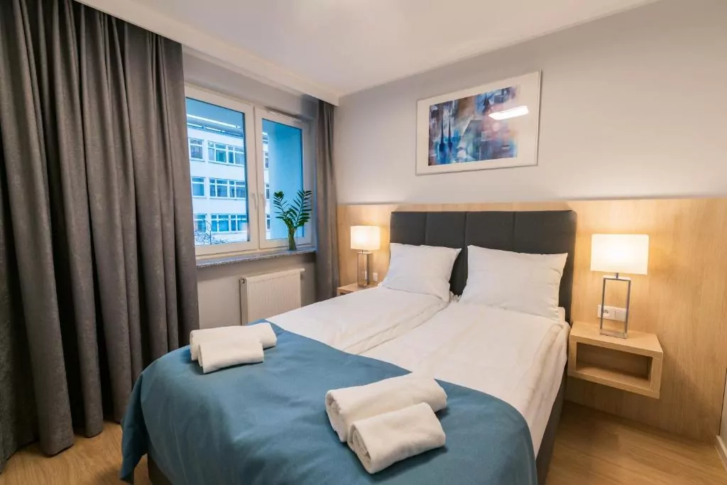 Q17 Apartments Rynek