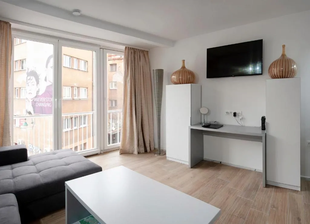 Studio Apartment Theatre View Central Sarajevo