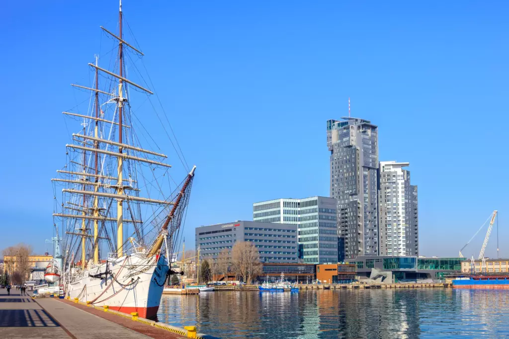 Gdynia wybrzeże, statek