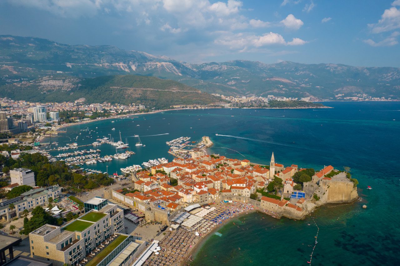 Czarnogóra Budva widok z drona Stare Miasto