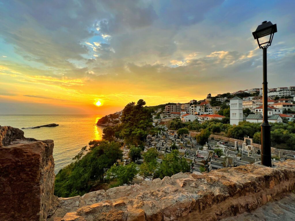 Mury miejskie zachód słońca w Ulcinj