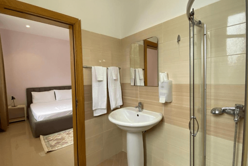 Albania Berat łazienka Guesthouse Niko