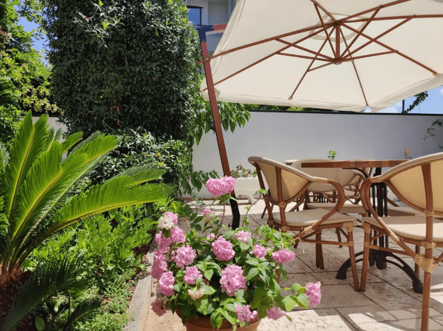 Albania Saranda Hotel Villa Margarit ogród