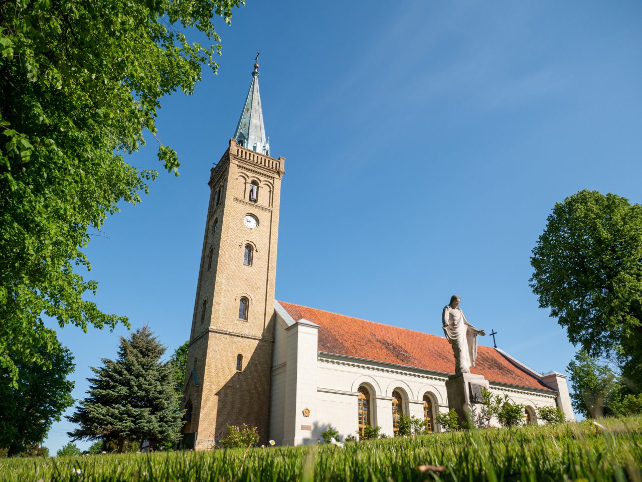 Mikołajki kościół Ewangelicko-Augsburski