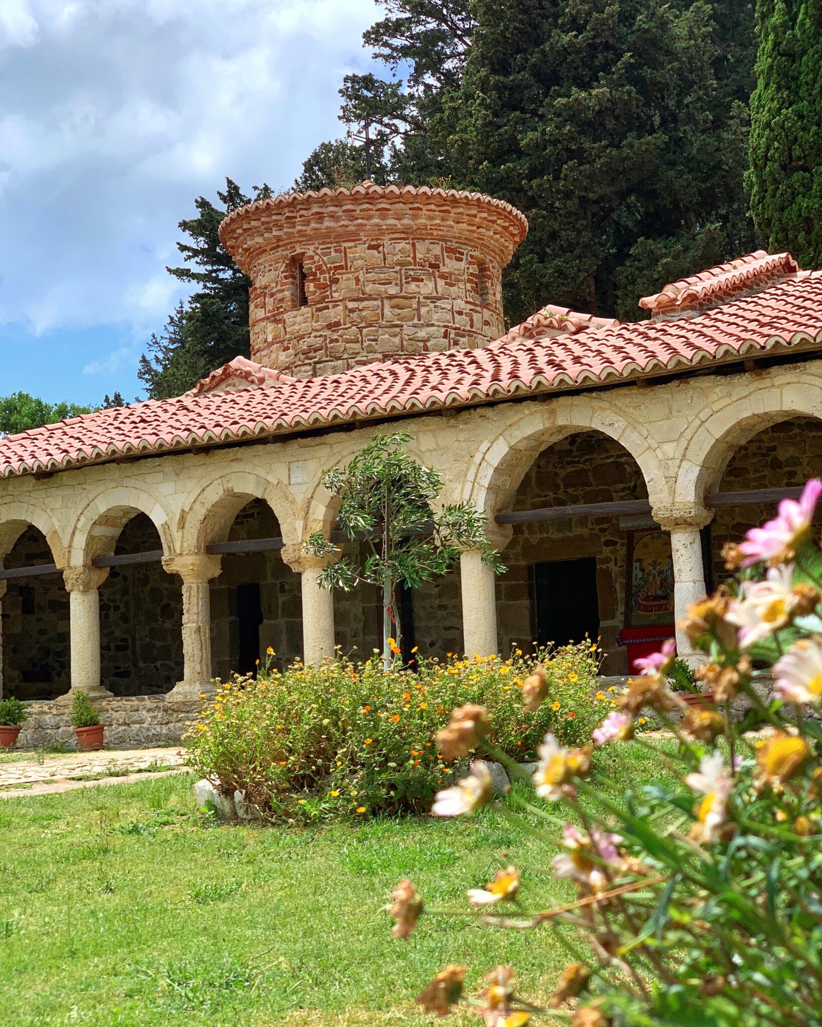 Albania klasztor Zvernec