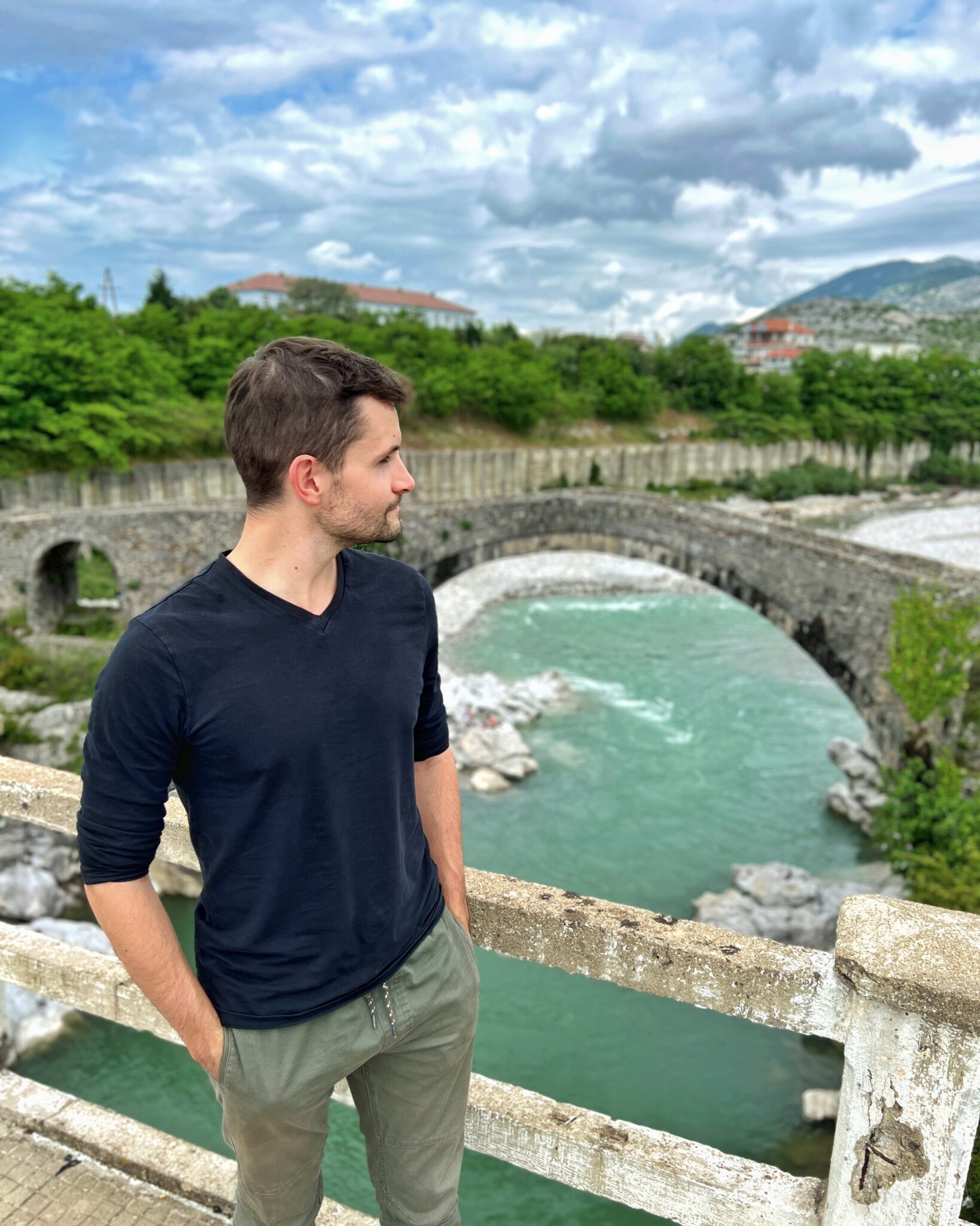 Albania Szkodra chłopak most Mesi