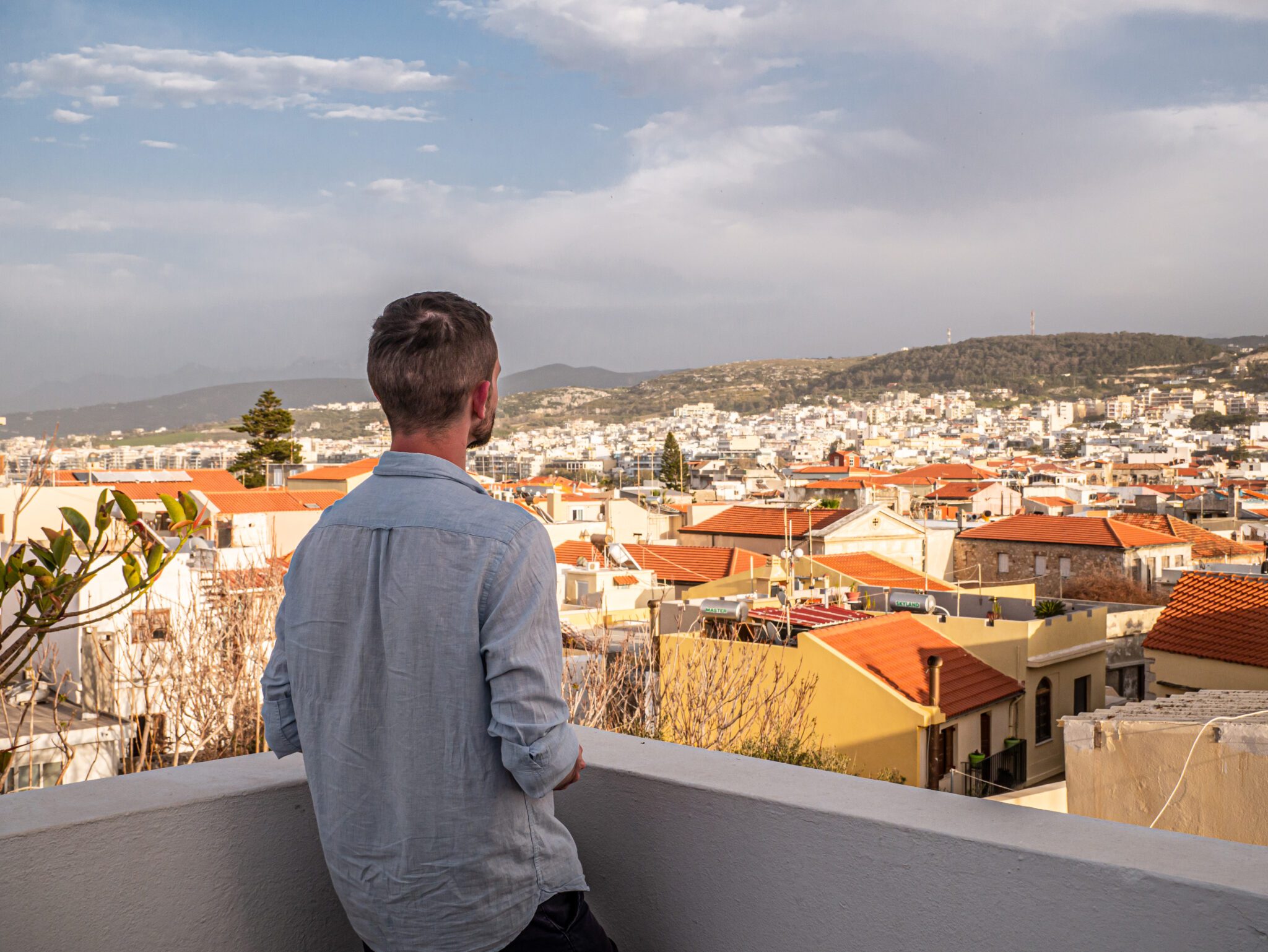 Kreta Retimno panorama miasta chłopak
