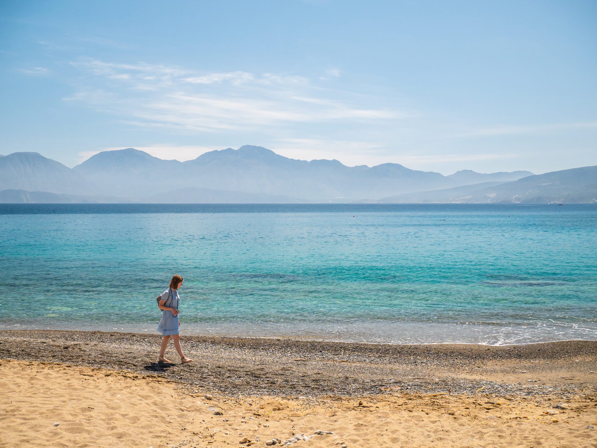 Kreta Agios Nikolaos plaża dziewczyna