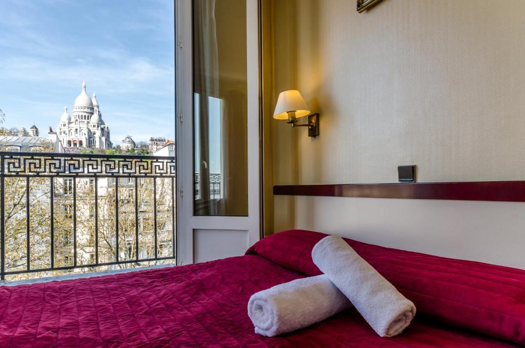 paryż gdzie spać Avenir Hotel Montmarte widok