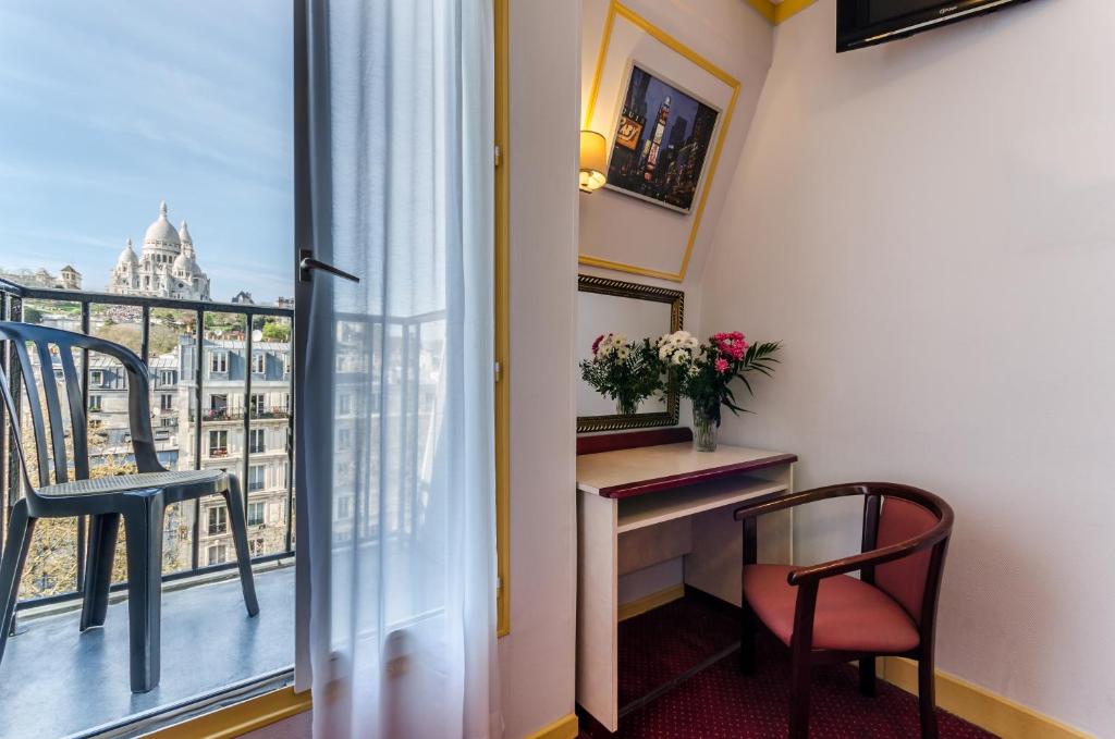 Paryż gdzie spać Avenir Hotel Montmarte widok i pokój