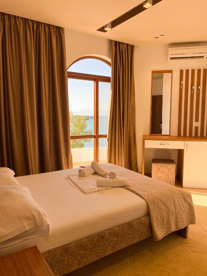 Hotel Meta Ksamil gdzie spać Albania pokój z widokiem