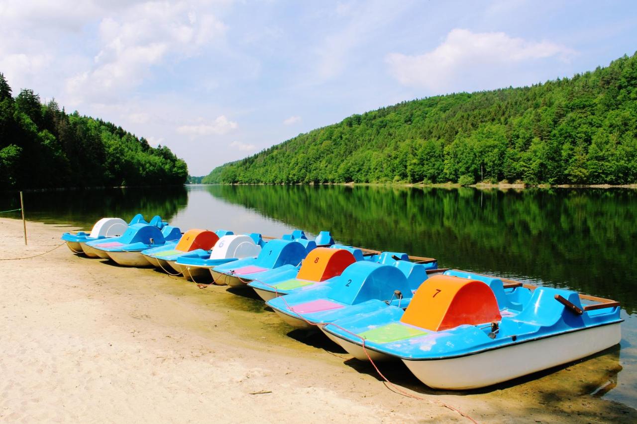 Złoty Potok Resort, Złoty Potok domki i agroturystyki nad jeziorem Dolny Śląsk rowery wodne