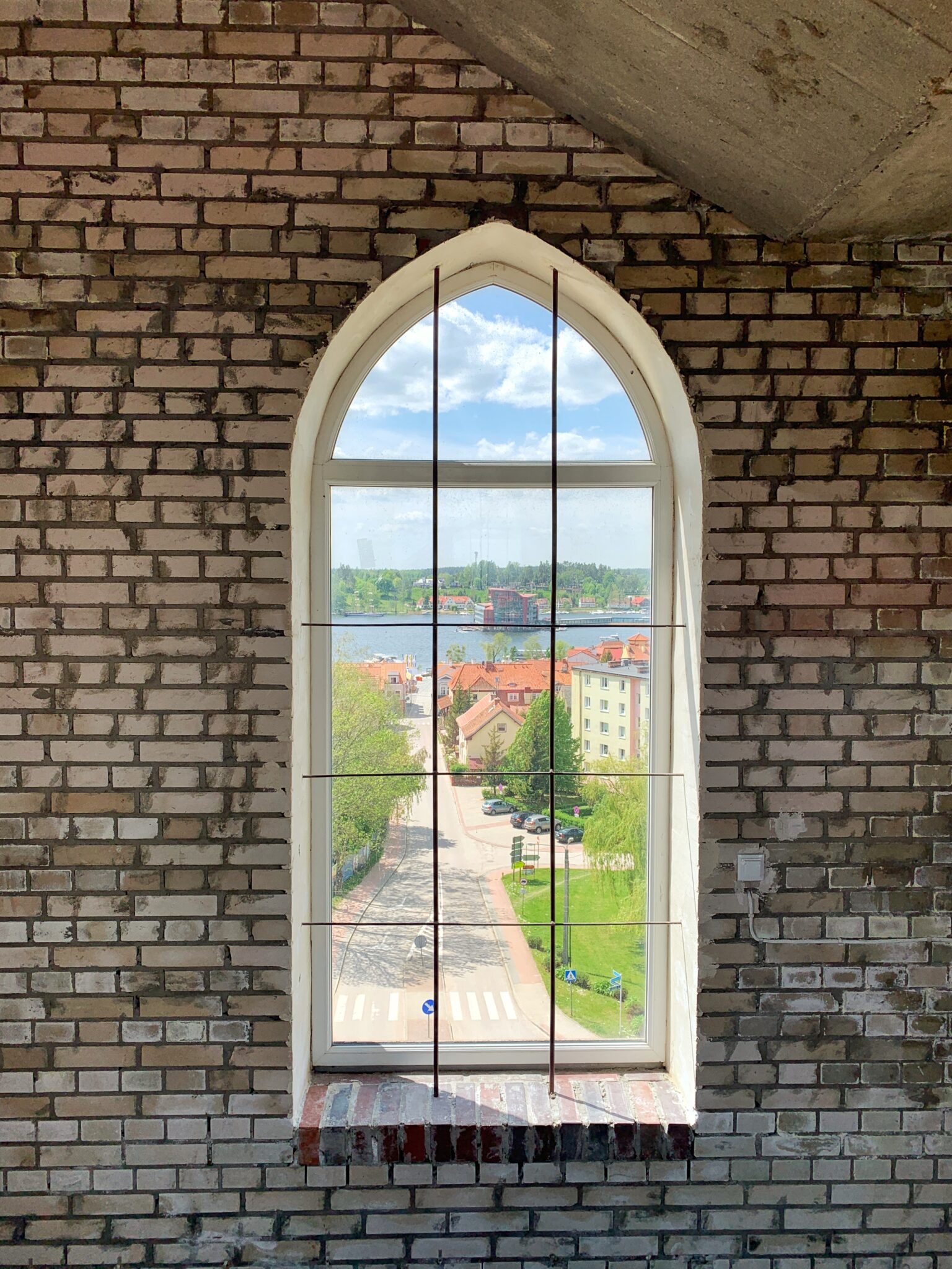 Mikołajki kościół okno punkt widokowy