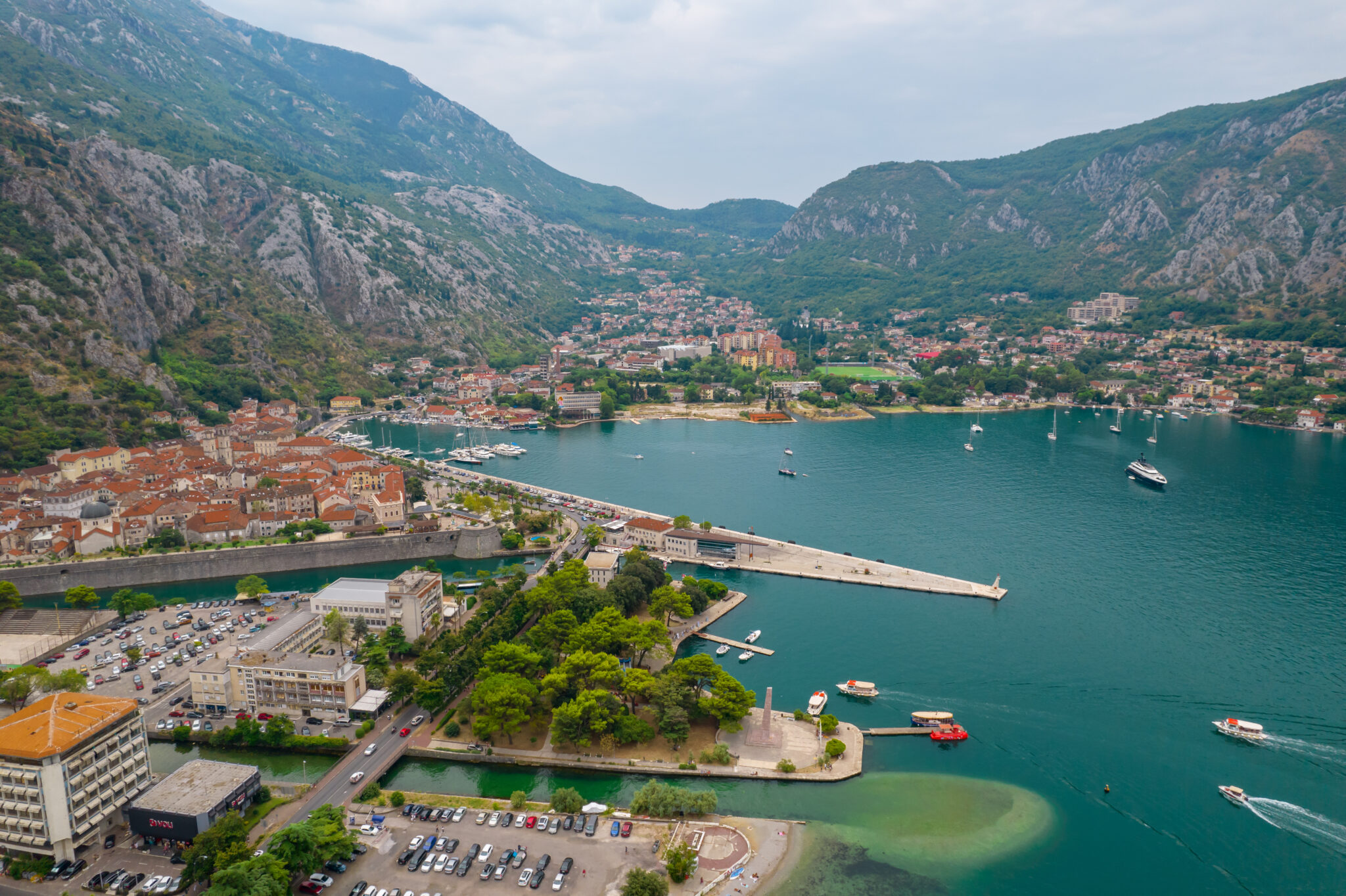 Czarnogóra Zatoka Kotorska panorama z drona