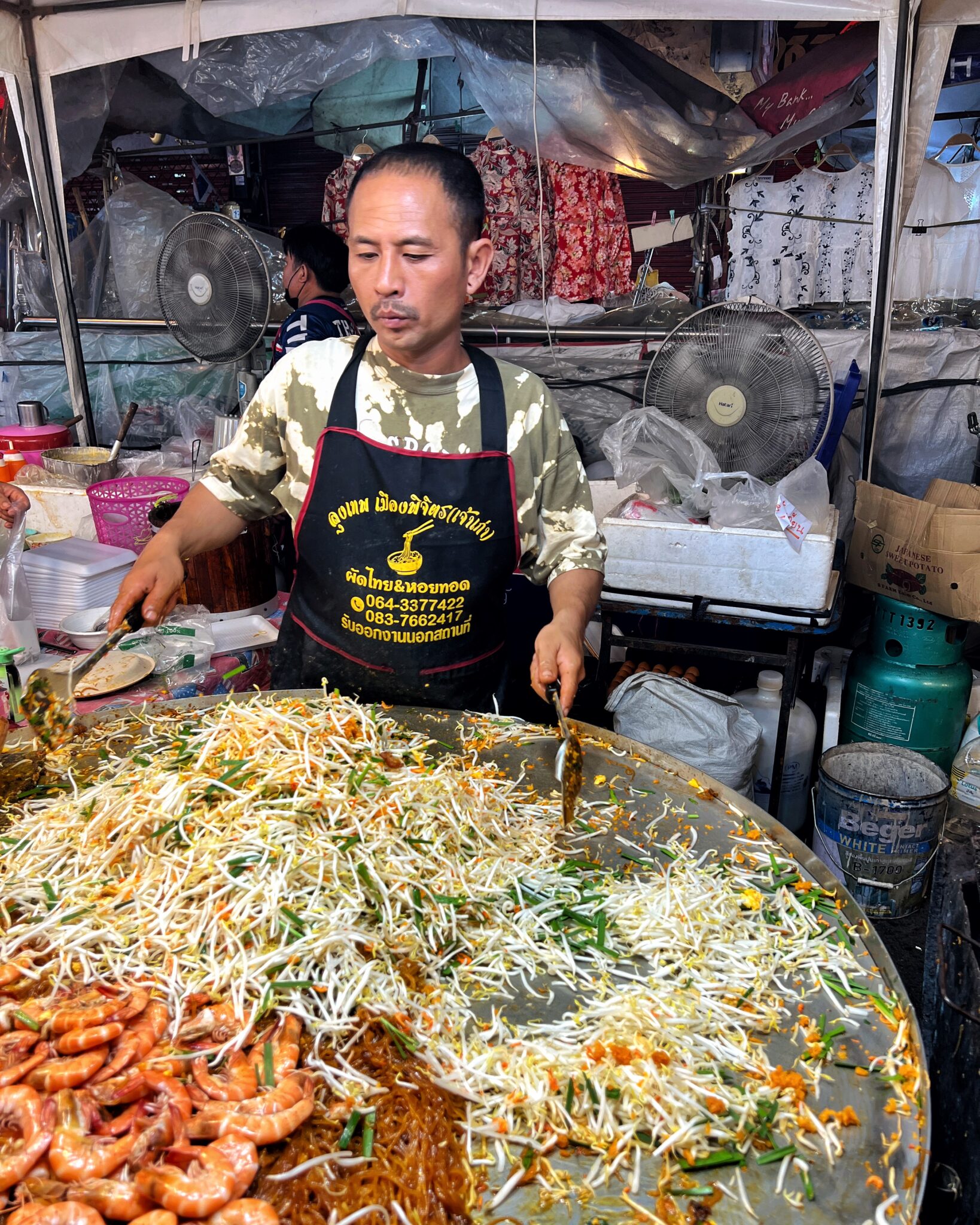 Tajlandia Chiang Mai pad thai street food