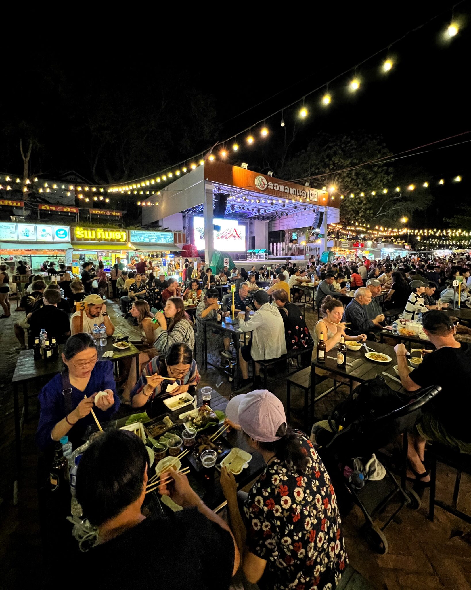 Laos Luang Prabang food court