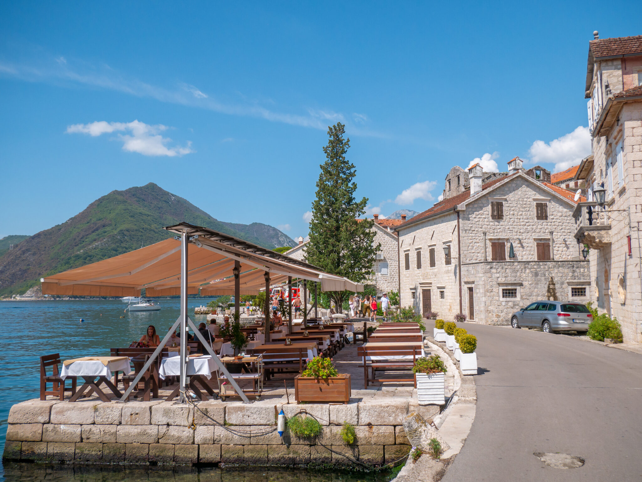 Czarnogóra Zatoka Kotorska Perast promenada