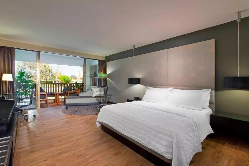 Chiang Rai apartament łóżko sofa krzesło balkon okno