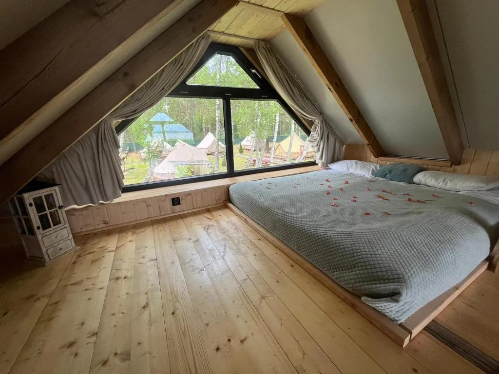 Slowly Glamping Osada Nad Wodą