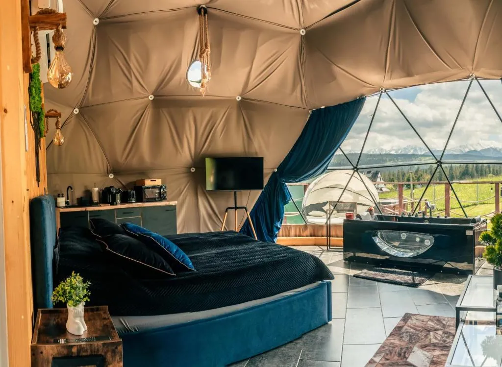 Góralski Harem Osada Glamp & Glass z Jacuzzi i Balią