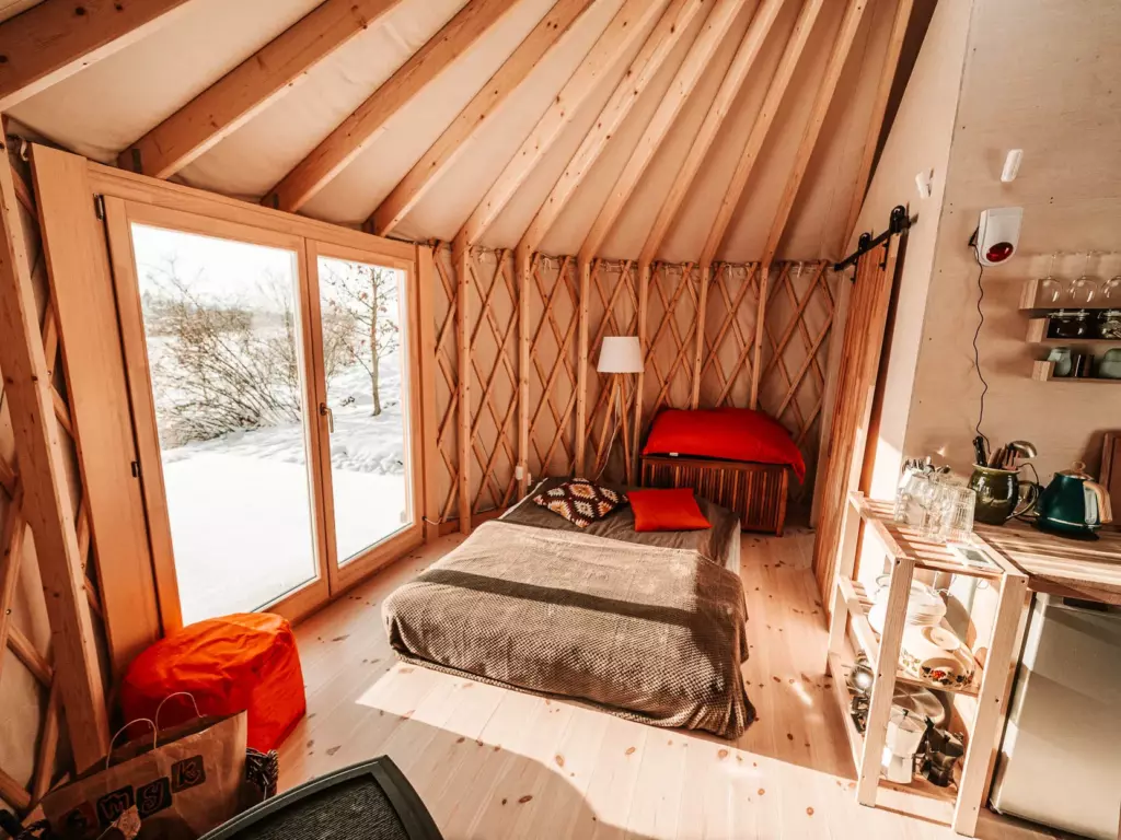 pokój hotelowy camping domki na Dolnym Śląsku