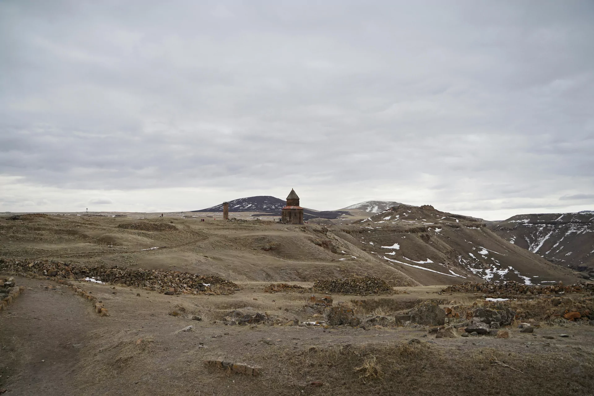 Ani Ruins ruiny świątynia góry śnieg