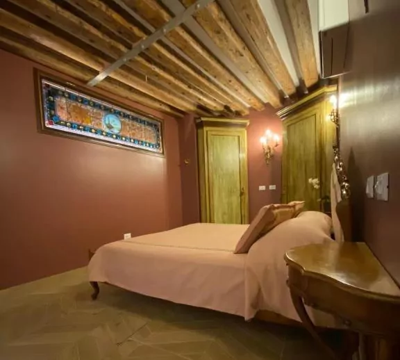 Dimora Contarini Charm Apartment on Grand Canal