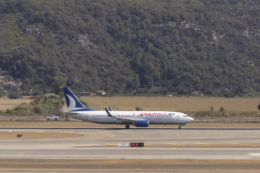 Dalaman lotnisko samolot pas startowy płyta lotniska