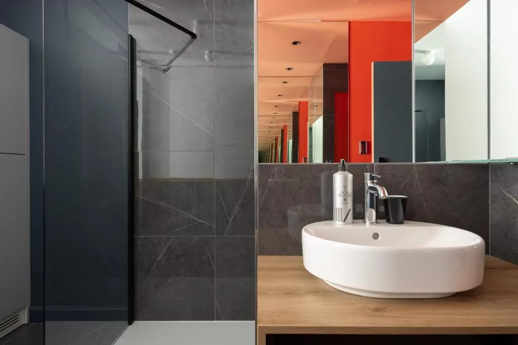 1.75 Paris Le Charme