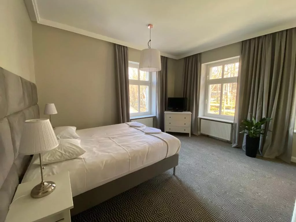 CIENISTA 7 APARTMENTS