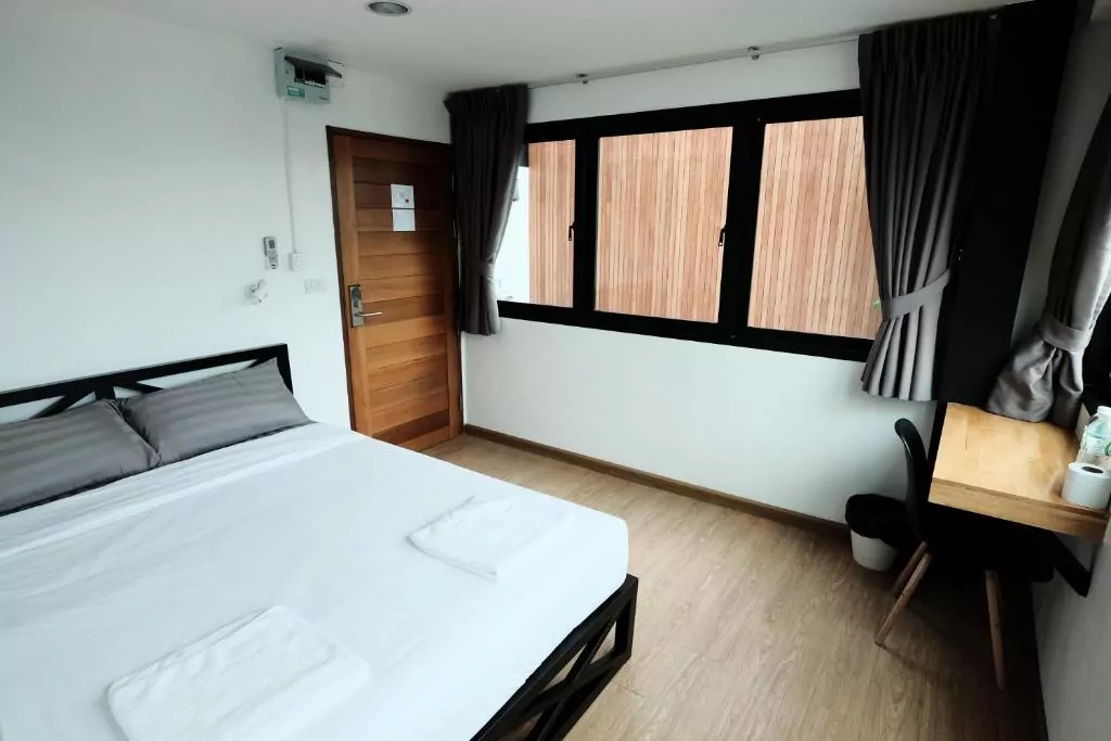 Wayha Hostel Don Mueang Airport